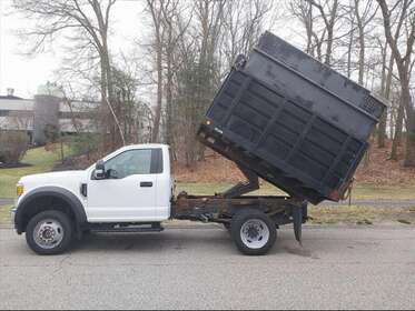 2017 Ford F 550 4x4 Dump Truck XL