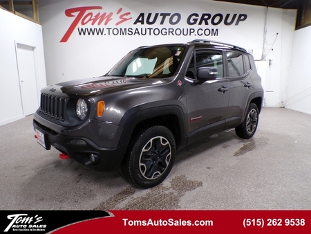 2016 Jeep Renegade Trailhawk for Sale  - 35008L  - Tom's Auto Group
