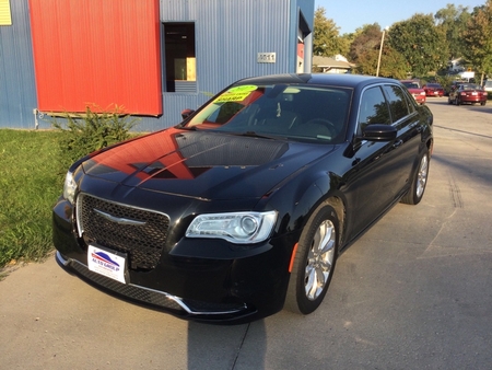 2017 Chrysler 300 LIMITED AWD for Sale  - 103948  - MCCJ Auto Group