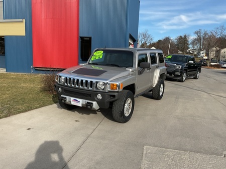 2009 Hummer H3 SUV SUV Luxury 4WD for Sale  - 104120  - MCCJ Auto Group