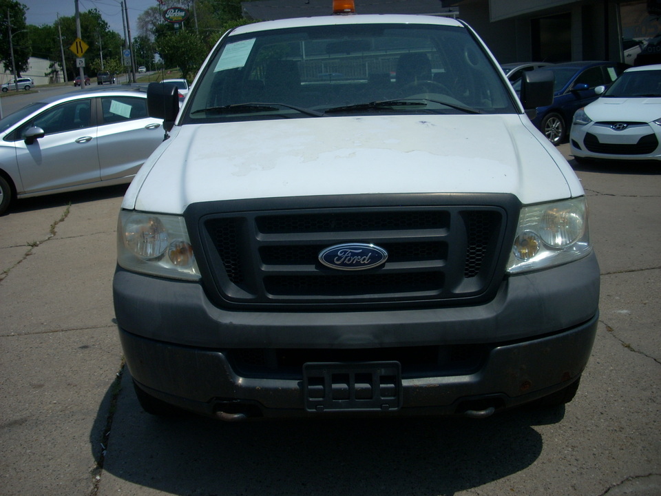 2005 Ford F-150  - Moss Motors