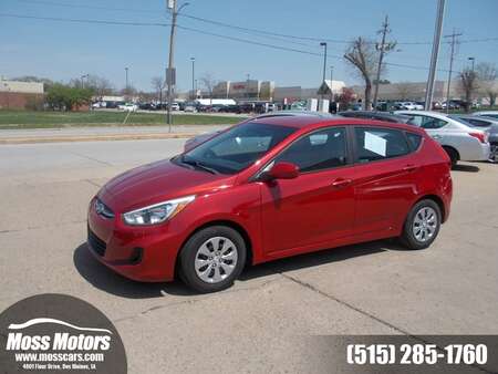 2017 Hyundai Accent SE for Sale  - 362961  - Moss Motors