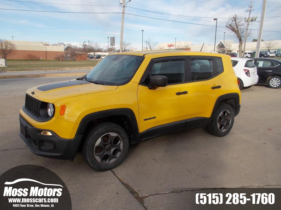 2016 Jeep Renegade 4x4 Manual transmission  - pd20079  - Moss Motors