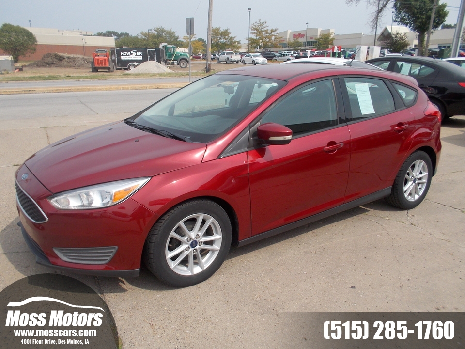 2017 Ford Focus SE  - 262037  - Moss Motors