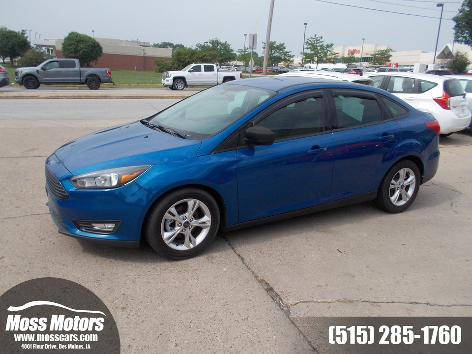 2018 Ford Focus SE  - 265462  - Moss Motors