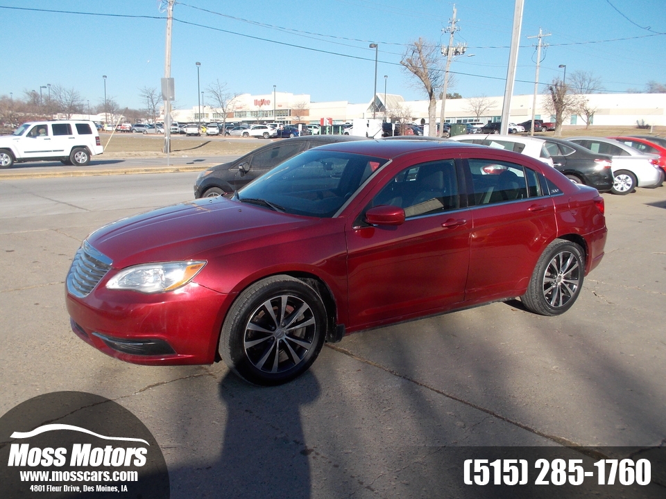 2011 Chrysler 200 Touring  - 595367  - Moss Motors