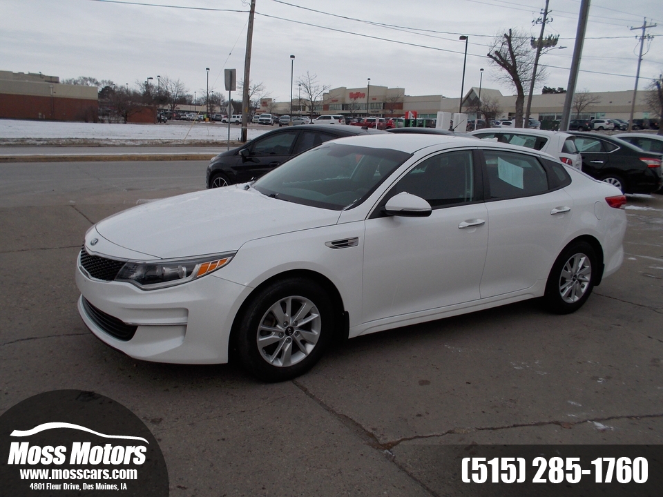 2017 Kia Optima LX  - 164115  - Moss Motors