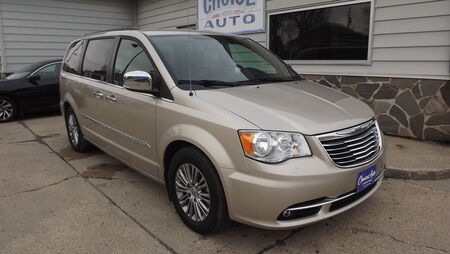 2013 Chrysler Town & Country  - Choice Auto
