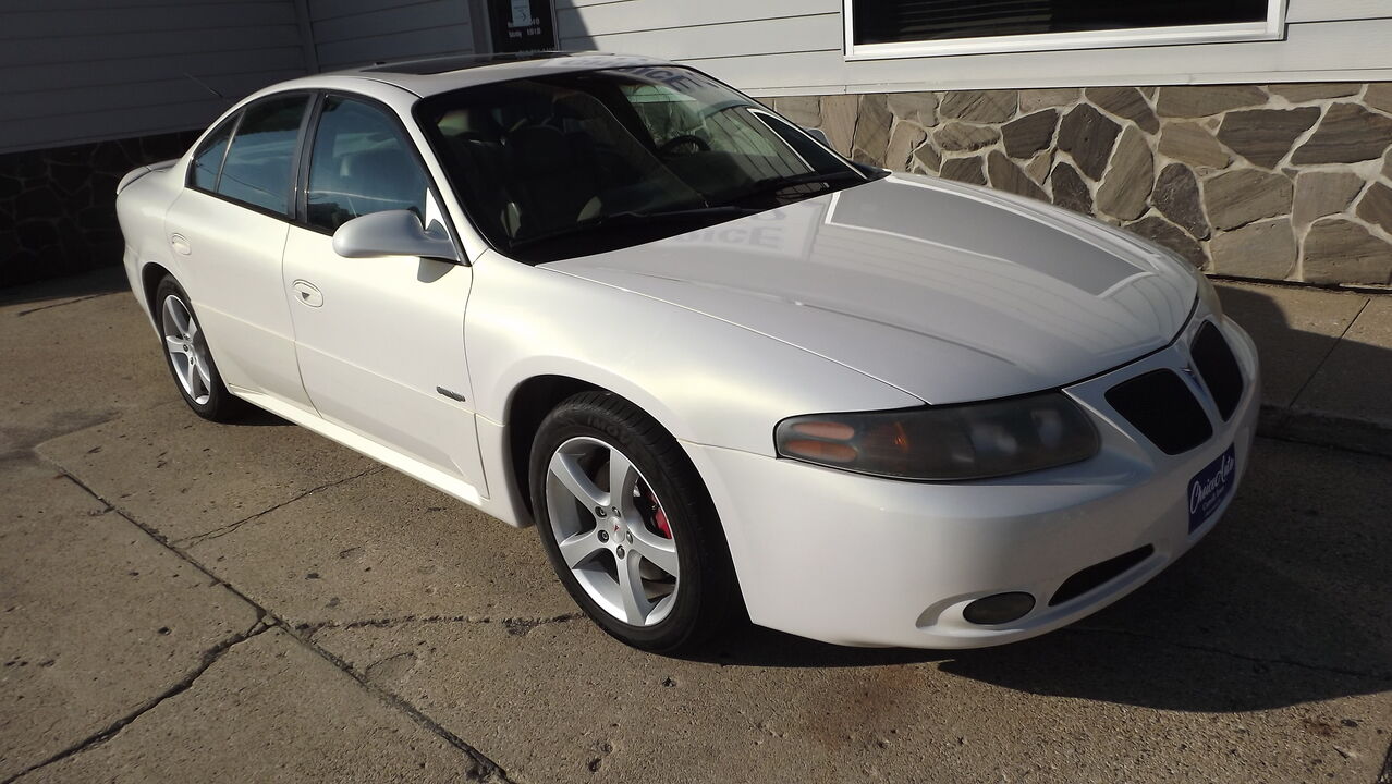 2004 Pontiac Bonneville  - Choice Auto