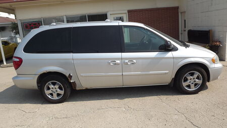 2004 Dodge Caravan  - Choice Auto