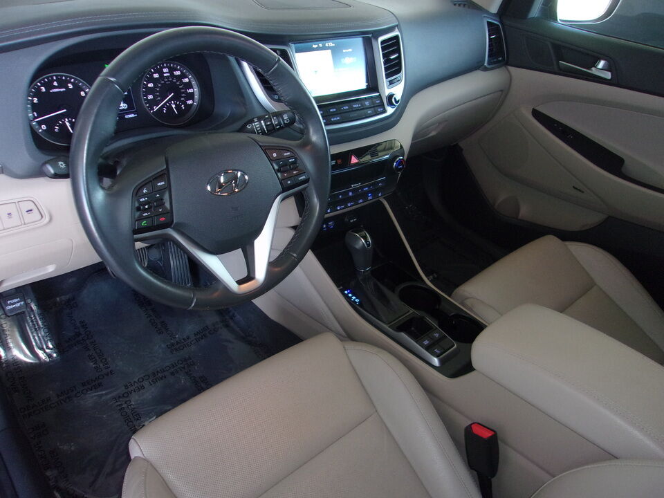 2017 Hyundai Tucson  - Choice Auto