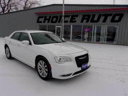 2017 Chrysler 300 Limited for Sale  - 163101  - Choice Auto