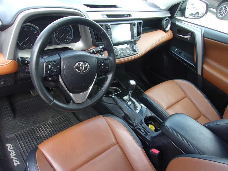 2018 Toyota RAV-4  - Choice Auto