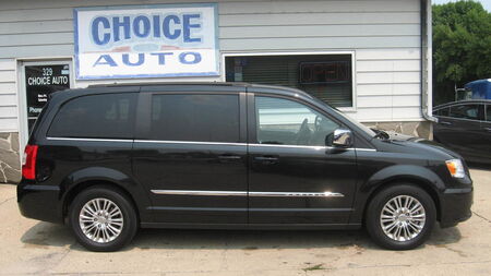 2015 Chrysler Town & Country  - Choice Auto