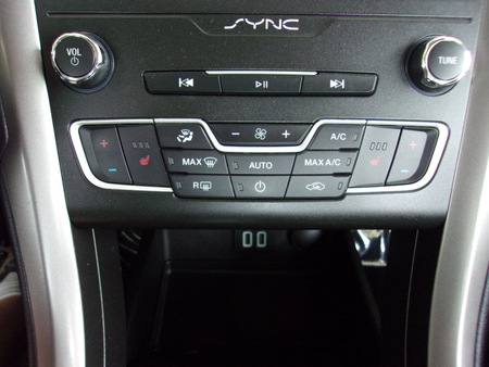 2020 Ford Fusion  - Choice Auto