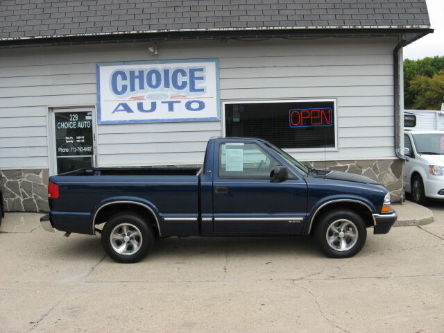 2002 Chevrolet S10  - Choice Auto