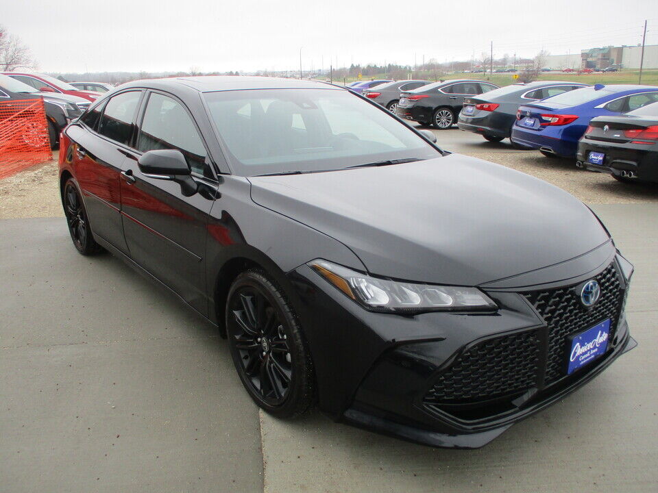 2022 Toyota Avalon  - Choice Auto