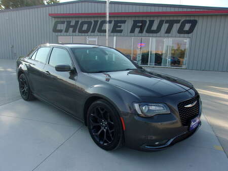 2020 Chrysler 300 S for Sale  - 163051  - Choice Auto