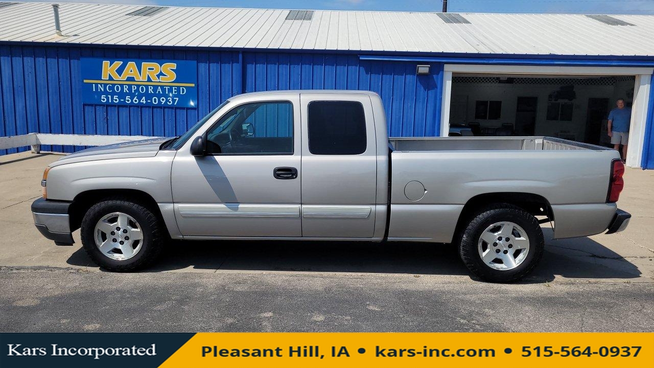 2005 Chevrolet Silverado 1500 LS Extended Cab  - 571644P  - Kars Incorporated