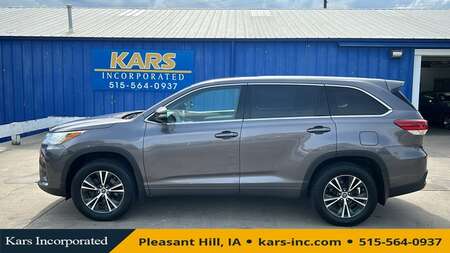 2017 Toyota Highlander LE AWD for Sale  - H30697P  - Kars Incorporated