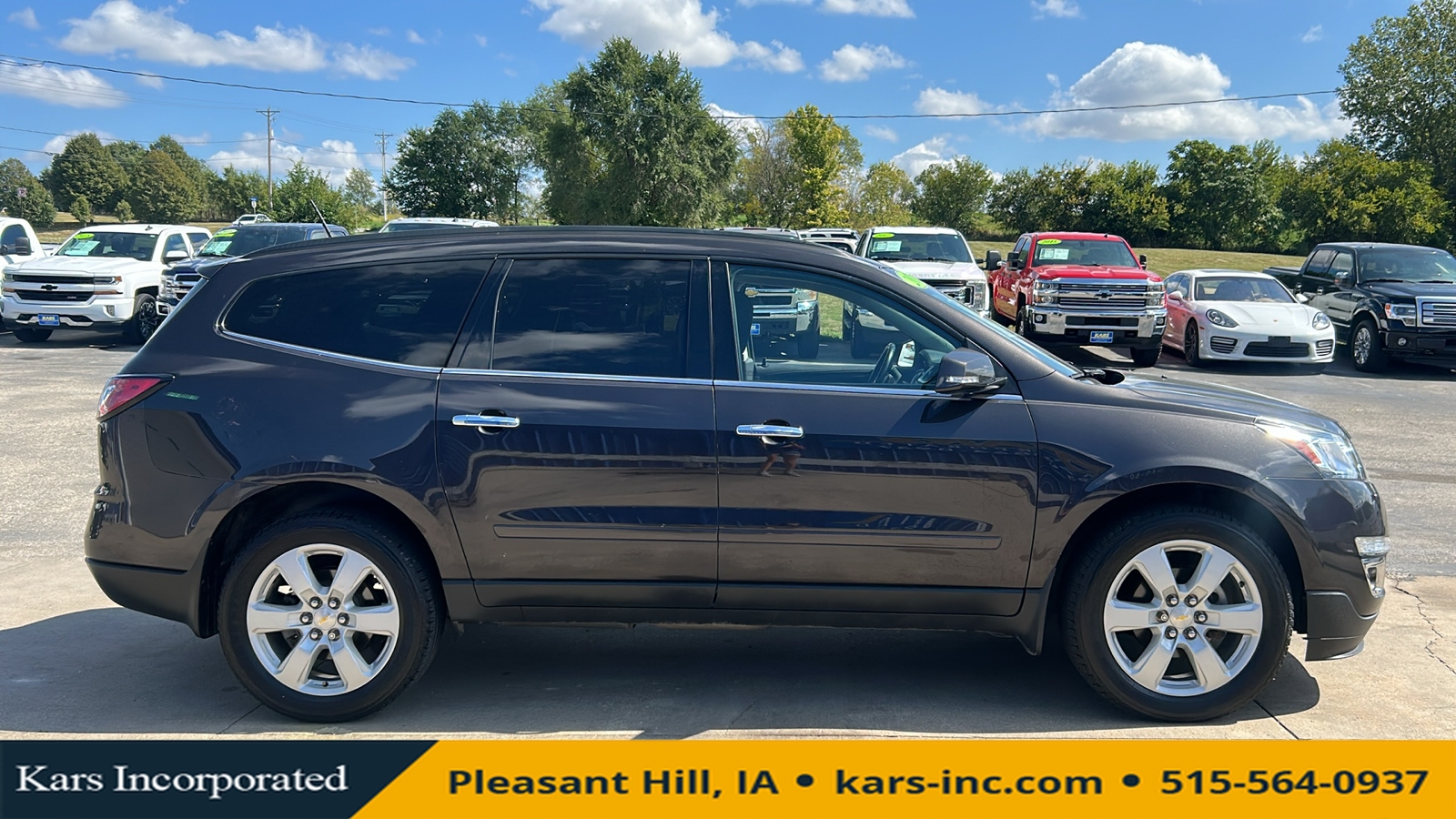 2017 Chevrolet Traverse LT  - H83974P  - Kars Incorporated