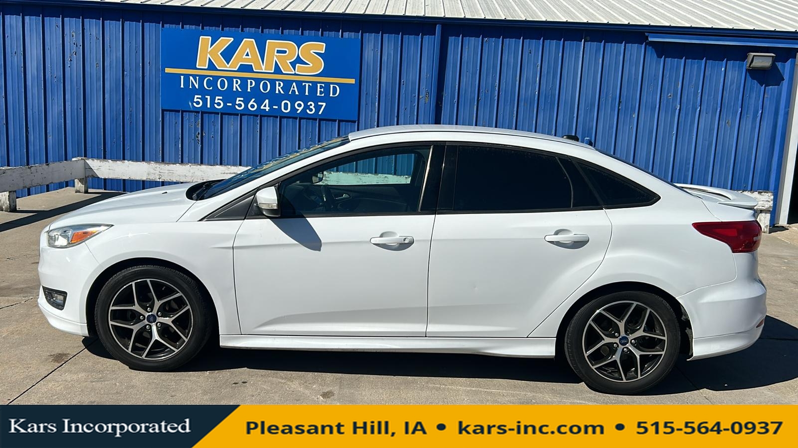 2016 Ford Focus SE  - G61097P  - Kars Incorporated