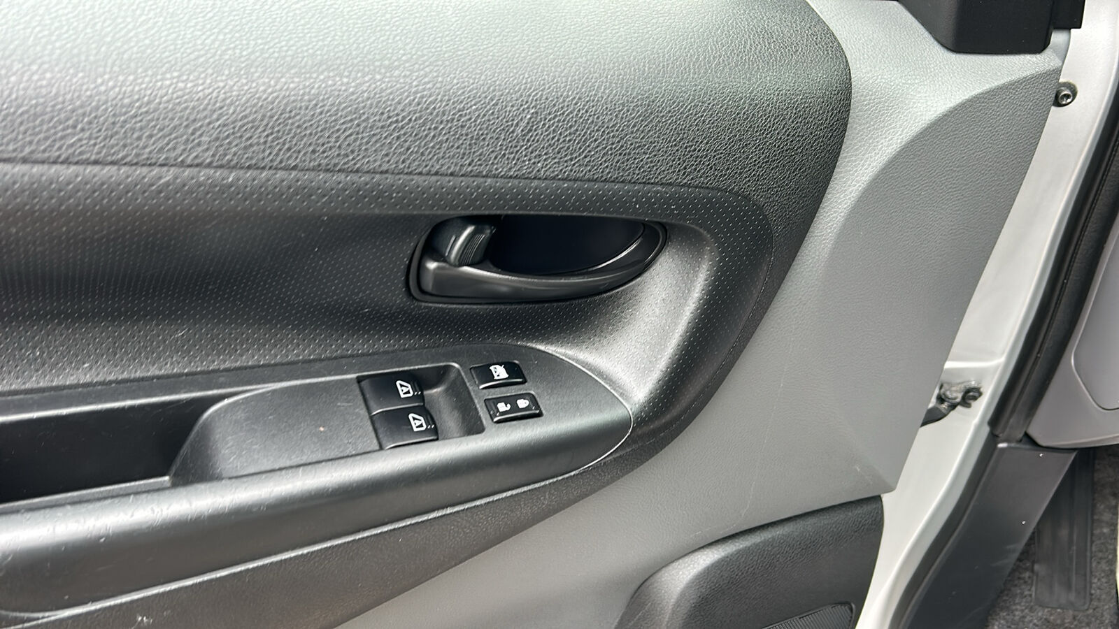 2014 Nissan NV200  - Kars Incorporated