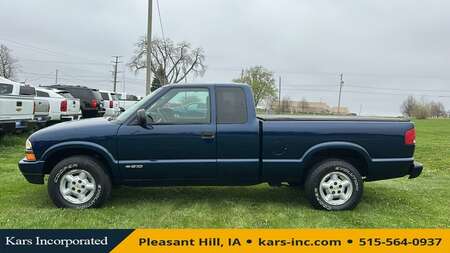 2002 Chevrolet S10 S10 4WD Extended Cab for Sale  - 201174P  - Kars Incorporated