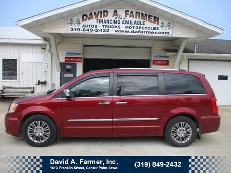 2011 Chrysler Town & Country  - David A. Farmer, Inc.