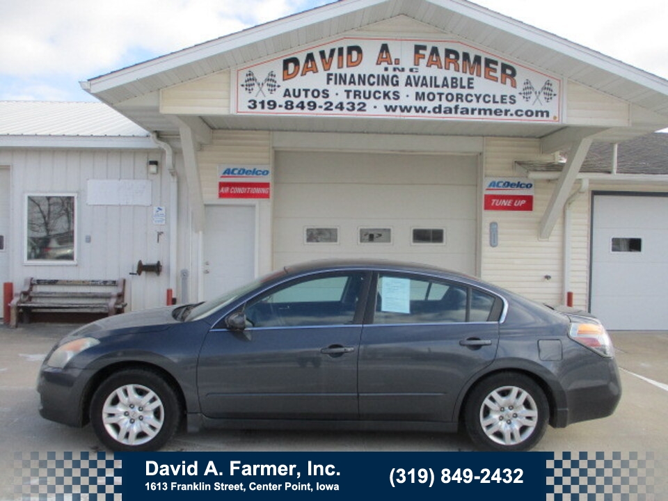 2009 Nissan Altima S 4 Door FWD**Low Miles/114K**  - 5941  - David A. Farmer, Inc.