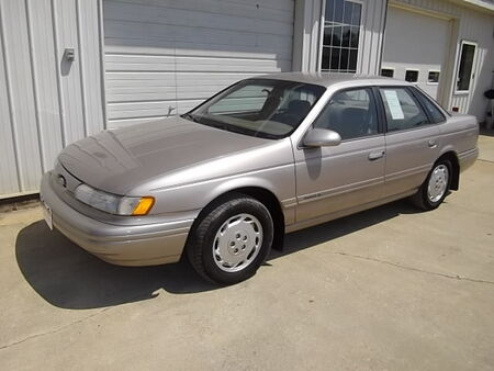 1994 Ford Taurus  - David A. Farmer, Inc.