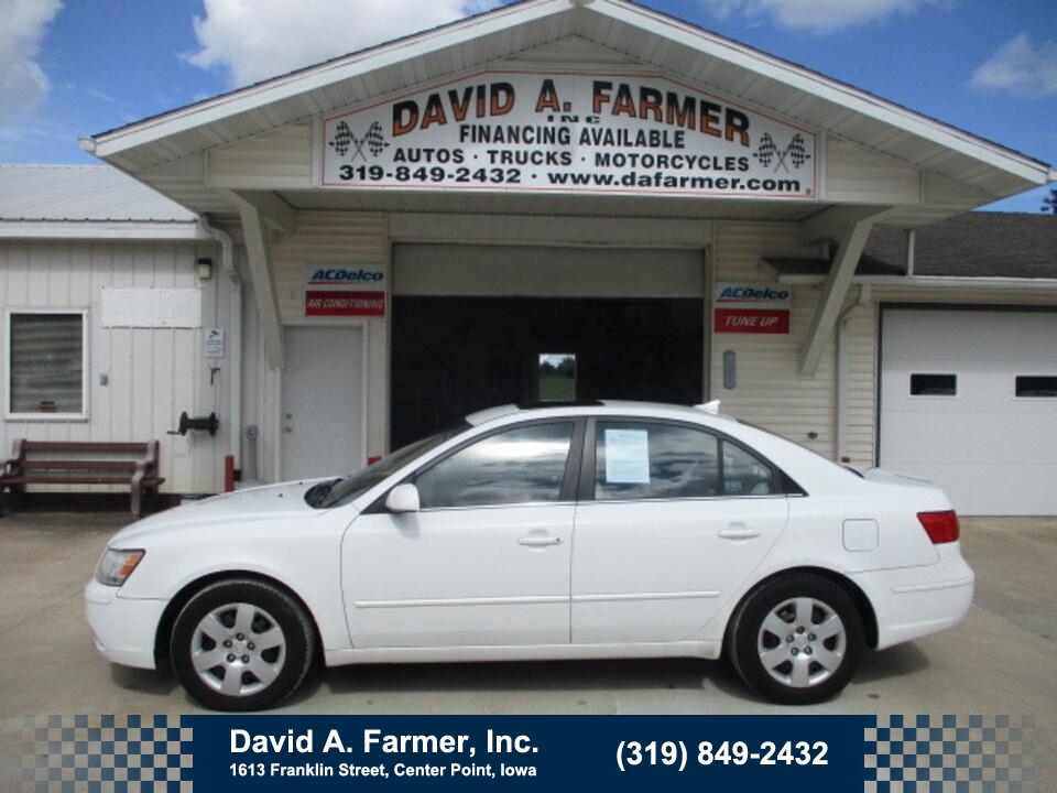 2009 Hyundai Sonata GLS 4 Door FWD**Sunroof/Low Miles/99K**  - 6077  - David A. Farmer, Inc.