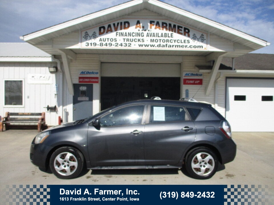 2010 Pontiac Vibe Base 4 Door Hatchback**1 Owner/Low Miles/107K**  - 5256  - David A. Farmer, Inc.