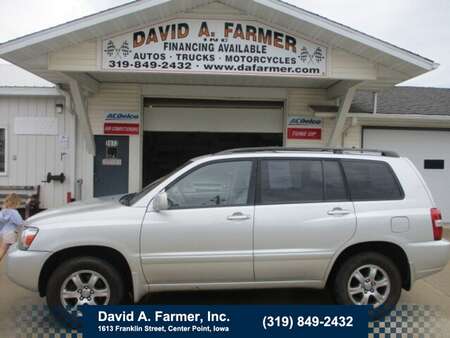 2005 Toyota Highlander Base 4 Door 4X4**1 Owner/Sharp/Sunroof** for Sale  - 5813  - David A. Farmer, Inc.
