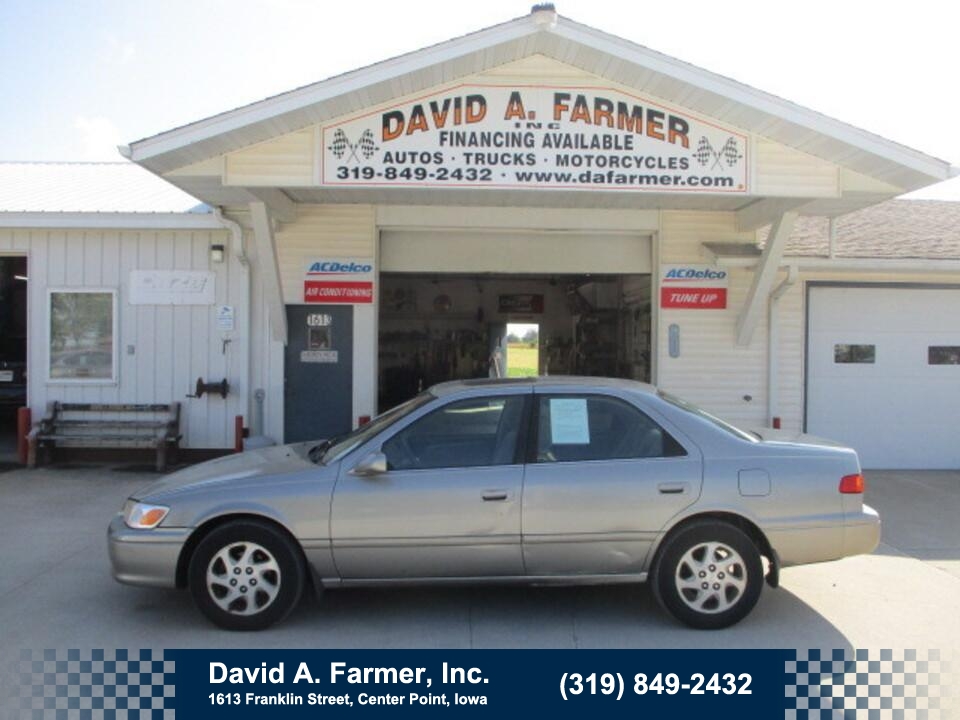 2000 Toyota Camry LE 4 Door FWD**1 Owner/Sunroof**  - 5632  - David A. Farmer, Inc.