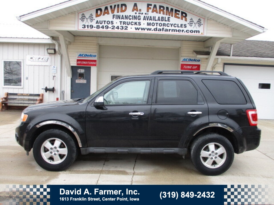 2011 Ford Escape XLT FWD 4 Door**1 Owner/Leather/Sunroof/95K**  - 5227  - David A. Farmer, Inc.
