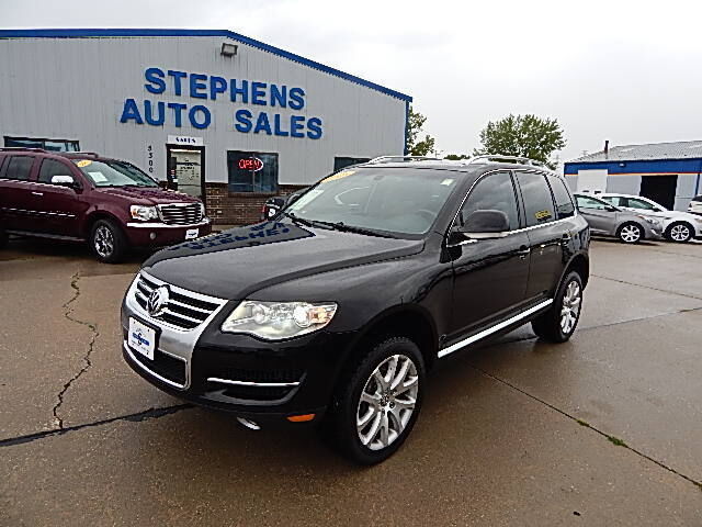 2008 Volkswagen Touareg  - Stephens Automotive Sales