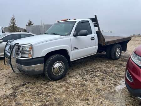 2003 Chevrolet Silvarado 3500 LS Regular Cab Diesel 4x4 for Sale  - 6751  - West Side Auto Sales