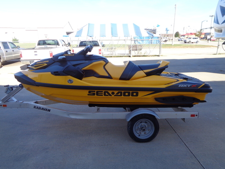 2022 Sea-Doo RXT-X 300  - Auto Drive Inc.