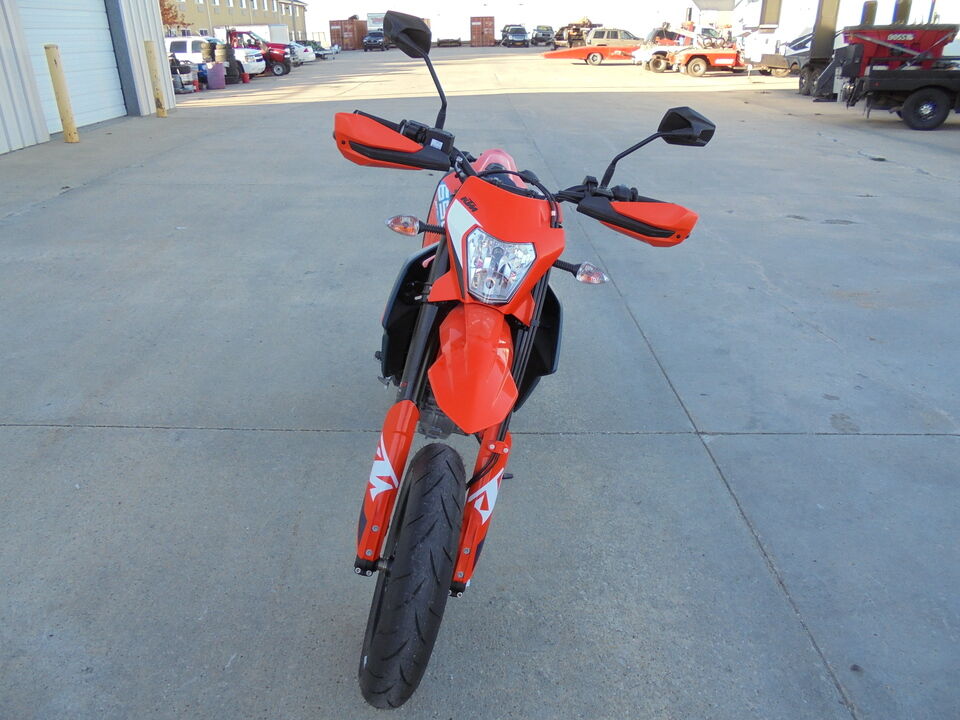 2023 KTM 690 SMC R  - Auto Drive Inc.