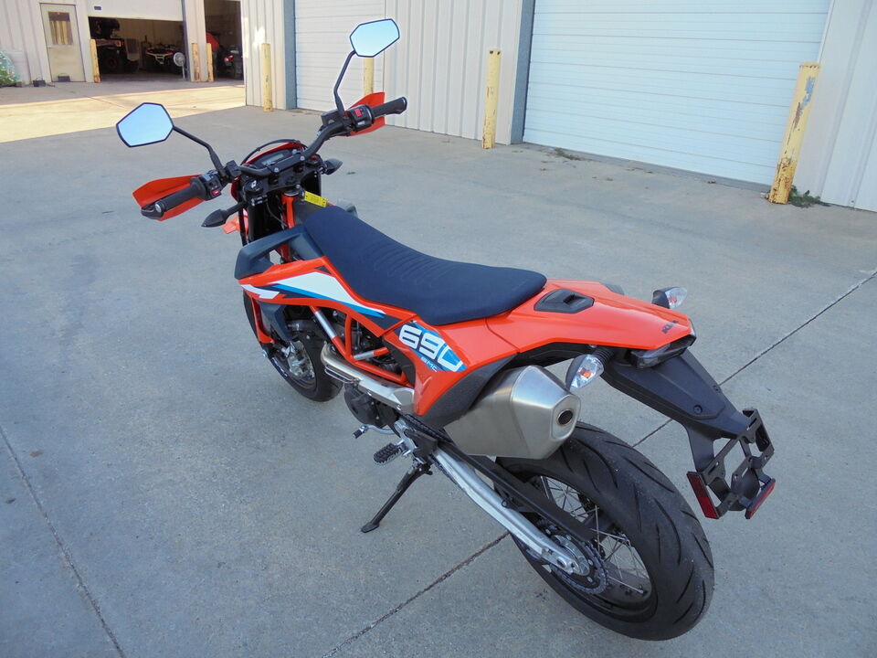 2023 KTM 690 SMC R  - Auto Drive Inc.