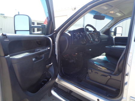 2011 Chevrolet Silverado 3500  - Auto Drive Inc.