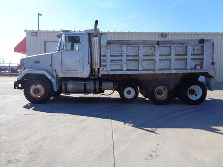 1999 Volvo ACL Detroit Diesel. Work Ready. PRICE REDUCED!! for Sale  - 9513  - Auto Drive Inc.