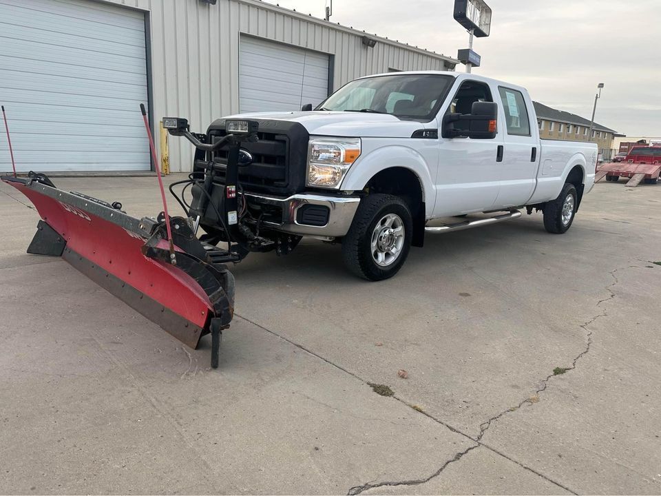 2016 Ford F-250 XL Super Duty Crew Cab Gray Cloth Long Box 4x4  - 4143  - Auto Drive Inc.