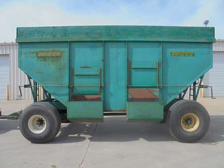 1990 Triggs Gravity Wagon 400 Bu for Sale  - 0000  - Auto Drive Inc.