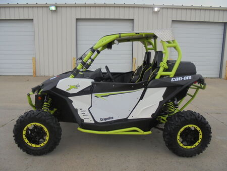 2016 Can-Am Maverick  - Auto Drive Inc.