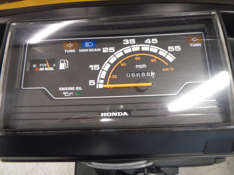 2001 Honda Elite 80  - Auto Drive Inc.