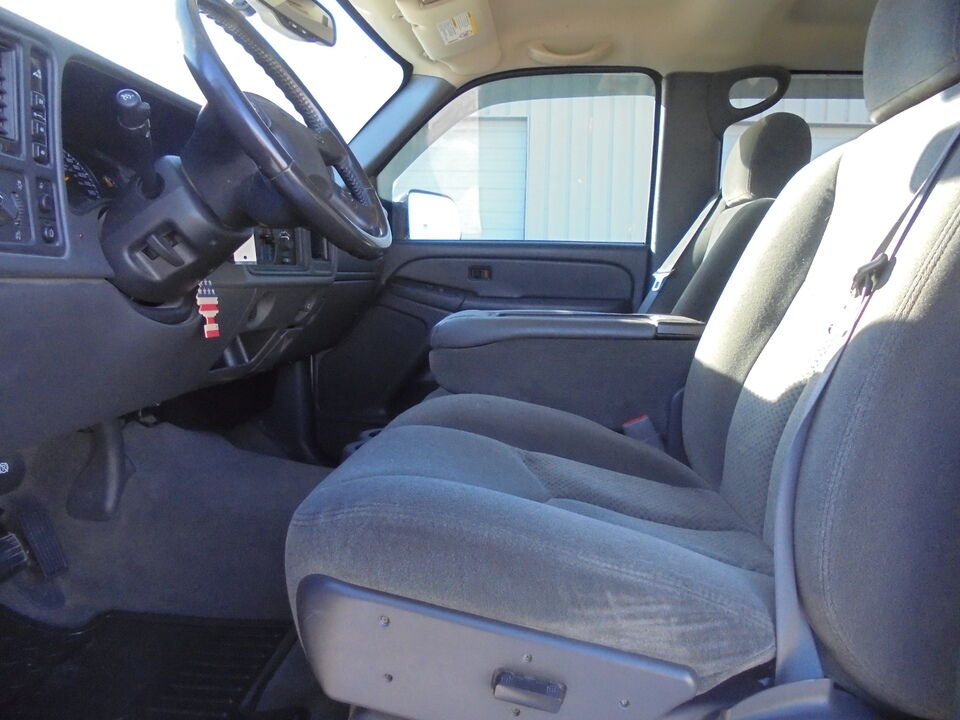 2005 Chevrolet Silverado 2500HD  - Auto Drive Inc.