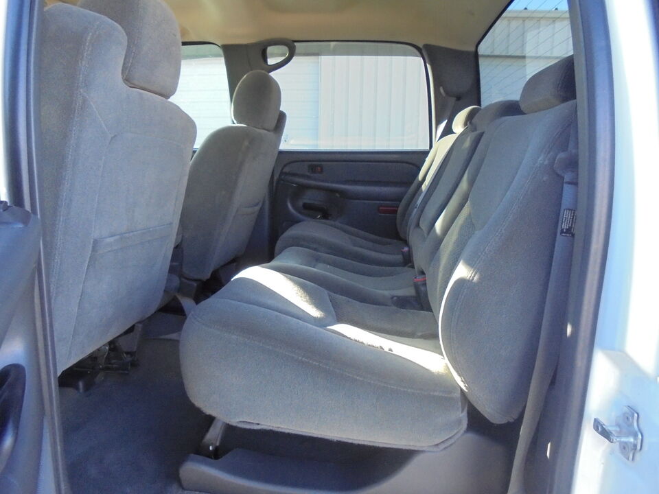 2005 Chevrolet Silverado 2500HD  - Auto Drive Inc.