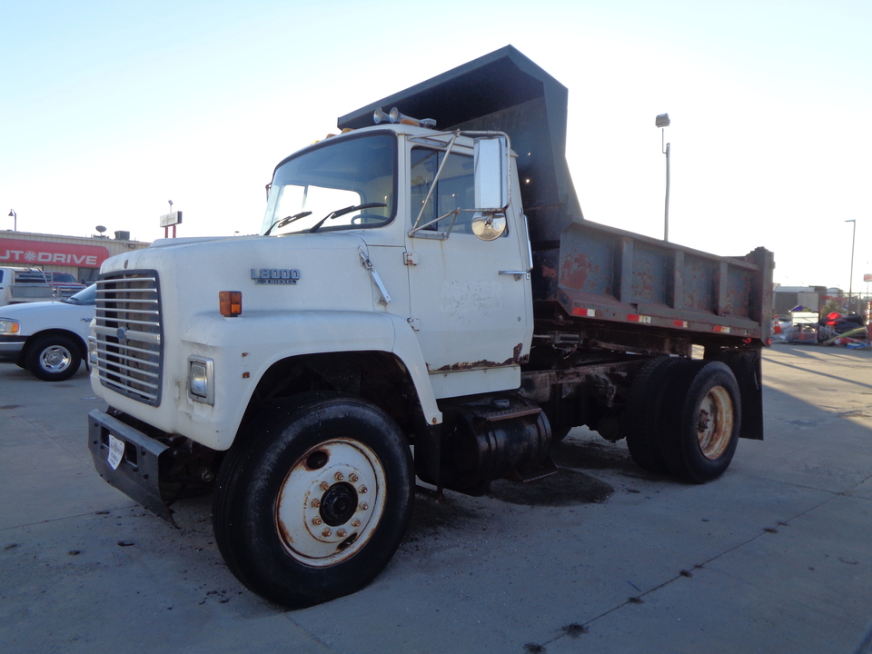 1988 Ford LN8000 Dump Truck Needs Brake work.  - 0893  - Auto Drive Inc.